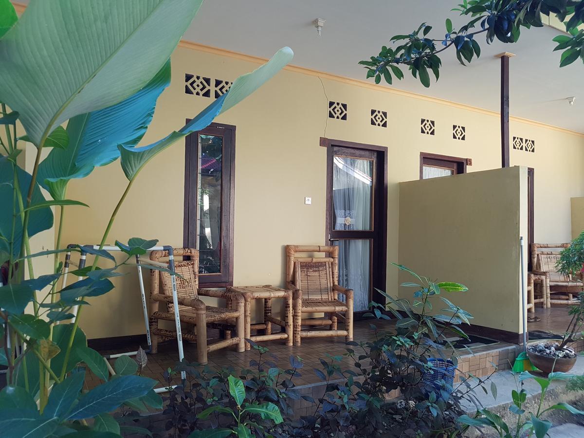 Kuta Lodge Homestay Ngoại thất bức ảnh